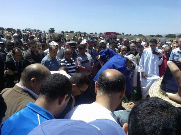 بالصور..تشييع جثمان سائق حافلة “ستيام” ضحية فاجعة طانطان