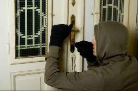 أمن أكادير يضع حدا لأخطر مجرم متخصص في سرقة الشقق المفروشة