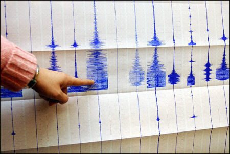 زلزال قوي يضرب نيويورك الأمريكية، ذات الكثافة السكانية العالية.