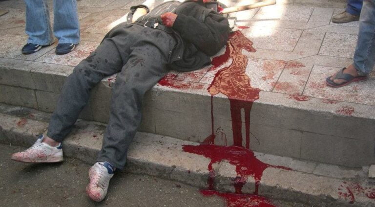 “مْزاح باسْل” يتحوَّل إلى جريمة بشعة راح ضحيتها شاب ثلاثيني