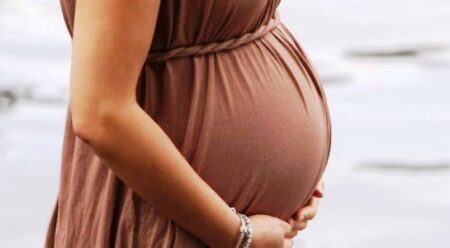 فضيحة:رئيس جماعة بالدار البيضاء يتسبب في حمل زوجة صهره
