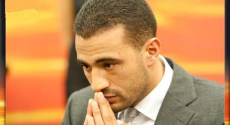 عاااجل:إذانة البطل العاملي بدر هاري بالسجن النافذ،وهذه مدته: عاااجل:إذانة البطل العاملي بدر هاري بالسجن النافذ،وهذه مدته: