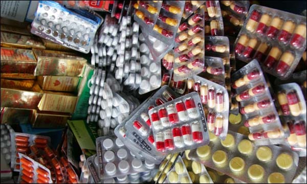 ما حقيقة اختفاء 600 دواء لعلاج الأمراض المزمنة من الصيدليات؟