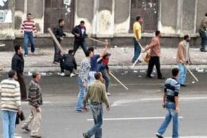 انفلات أمني كبير، و الشرطة تتراجع أمام عربدة السكارى و المقرقبين.