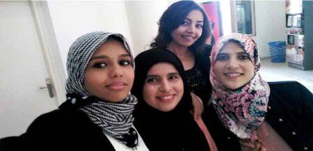 (+فيديو)فاجعة:أربع طالبات يلقين حتفهن مباشرة بعد مناقشتهن أطروحة الدكتوراه (+فيديو)فاجعة:أربع طالبات يلقين حتفهن مباشرة بعد مناقشتهن أطروحة الدكتوراه