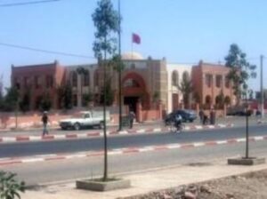 إنزكان:مواطن يتعرض للسرقة بعد خروجه من أحد الأبناك بالتمسية وهو يحمل حقيبة بها مبلغ مالي مهم 10 Ttttttt.jpeg