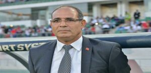 رغم نفي الجامعة، مجلة قطرية تكشف خليفة الزاكي في المنتخب 4 ZAKIPRESE 1