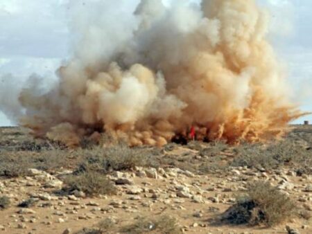 خطير:إصابات في إنفجار لغم بمدينة العيون