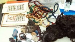 مداهمة محل للمساج بتيزنيت تكشف عن تحويله إلى وكر لأعمال السحر والشعوذة 12 270052