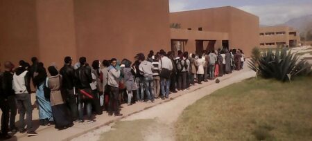 قبل يومين من زيارة عمر حلي، طلبة كلية تارودانت يقررون مقاطعة الدراسة إلى أن تنفد مطالبهم