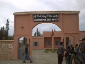 طريق آيت هادي بإقليم شيشاوة تثير استياء مستعمليها 8 ايت هادي 400x300