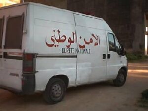 عااجل:لص يتسلق سور مدرسة بأكادير ويسطو على جوال أستاذة من داخل القسم وهي تؤدي الصلاة 4 882012 d9ccf
