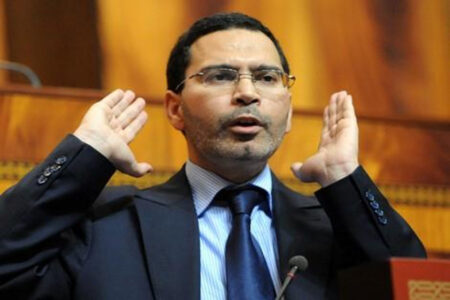 بعد الفيديو المثير للجدل، مصطفى الخلفي يخرج عن صمته ويعلن لجوئه للقضاء