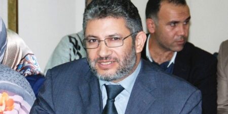 بوعشرة يسخر من انتخاب المالكي بالمنطق المقلوب للرياضيات 20>125 .
