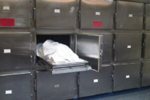 فضيحة:لاعب كرة القدم وضع حيا داخل ثلاجة الأموات وهذه هي التفاصيل 2 morgue