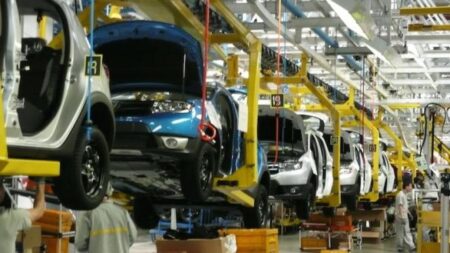(+فيديو)الملك يطلق مشروعا جديدا لمجموعة “رونو” بقيمة استثمارية تقدر بـ10 ملايير درهم