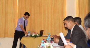طالب من أكادير يبهر لجنة المناقشة و يحصل على دكتوراة في الهندسة الميكانيكية بجامعة ابن زهر