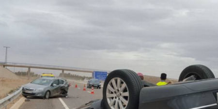 رياح قوية تتسبب في حادث خطير بالطريق السيار أكادير و مراكش