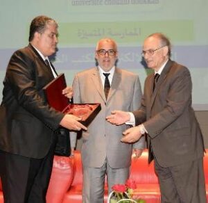 +صور:عاجل وأمام أنظار بنكيران: جامعة ابن زهر بأكادير تفوز بجائزة وطنية