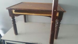 أكادير (+صورة): حجز كميات هامة من المخدرات مخبأة بعناية بقلب طاولة، و توقيف أربعيني في العملية