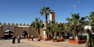 جمعيات بسوق الأحد تدعو المجلس البلدي لأكادير الى مائدة للحوار الهادئ غذا الأربعاء.