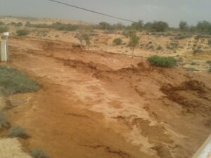 أمطار طوفانية مفاجئة تدفع سلطات تزنيت إلى استنفار أجهزتها خوفا من تكرار سيناريو 2014