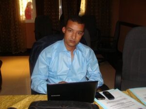 تجريد الصحفي محمد بوطعام من لوحته الالكترونية وهاتفه داخل محكمة تزنيت