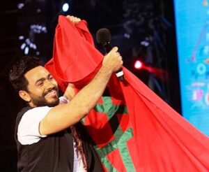 +صور:”ربع مليون” تابعوا “تامر حسني ” في سهرة اختتام ليالي مهرجان تيميتار