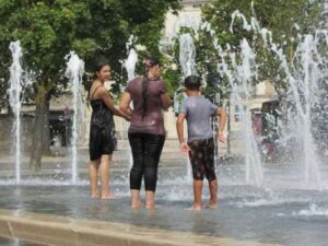 انتبهو..الحرارة مابين 43و47 باكادير وضواحيها ابتداء من الاحد الى الثلاثاء المقبل