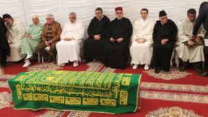 “إشاعة” تتسبب في مقتل بنكيران في حادثة سير