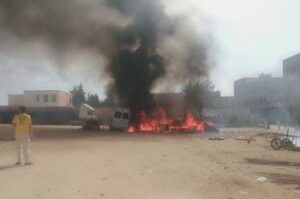 نيران ملتهبة ومفاجئة تحول سيارات ب”لافيراي” إلى رماد، وخسائر بالملايين تنجم عن الحادث