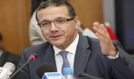 أنباء عن ترشح وزير الإقتصاد و المالية بأكادير، والأخير يؤكد ما يلي: