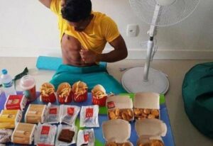 (+صورة) تصرف مجنون يقوم به رياضي بعد خيبة أمله في أولمبياد ريو 2016