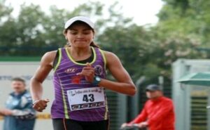 قطار يدهس عداءة مغربية، ويرديها قتيلة