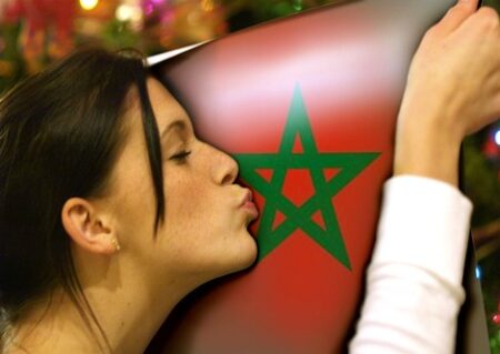 يهم متضررين بأكادير: “المافيات المنظمة” محور مذكرة صارمة للولاة و العمال. يهم متضررين بأكادير: "المافيات المنظمة" محور مذكرة صارمة للولاة و العمال.