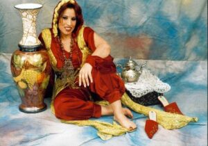 الفنانة نجاة اعتابو تفاجئ محبيها بقرار غير متوقع