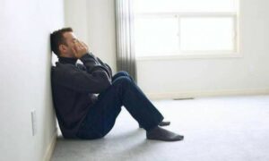 12 علامة تعني أنك في خطر شديد، وتستلزم منك الذهاب للطبيب فورا