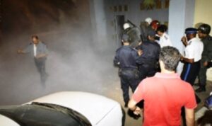 عاملان يلقيان حتفهما بعد سقوطهما وسط حفرة للصرف الصحي داخل فيلا بالحي المحمدي