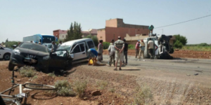 فاجعة بالصور:إصابة شرطيين وامرأة حامل إصابات خطيرة فى اصطدام سيارة شرطة بسيارتين