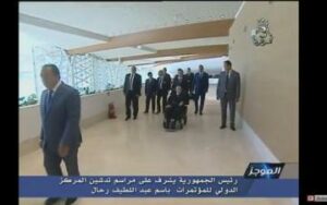 ظهور جديد لبوتفليقة على كرسي متحرك يغضب الجزائريين