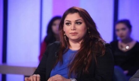 فضيحة بالفيديو: القبض علي نائبة برلمانية شبه عارية في أحضان عشيقها بفندق سياحي شهير