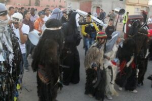 خطير بأكاديـر: “بوجلود” يفسد فرحة العيد لسكان الدراركـة