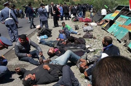 عااجل:انقلاب حافلة نقل المسافرين وأنباء عن وقوع قتلى وإصابات خطيرة في صفوف الركاب