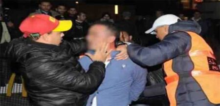 أمن أكادير يوقف مجرما مسلحا بسيف أبدى مقاومة شرسة لحظة إيقافه