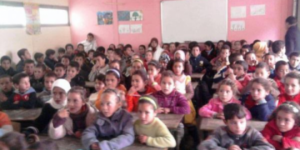 معلمة تصاب بانهيار بعد منحها فصلا دراسيا يضم 60 تلميذا