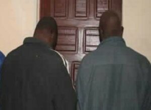 أمن أكادير يسقط شقيقين إفريقيين استولى على أموال مواطن أكاديري بالطريقة الإفريقية 6 1 82