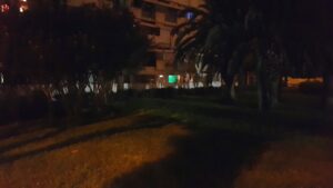 +صور:ساكنة شارع مولاي عبد الله بأكادير :”ظلام شارعنا يجلب الشواد والمجرمين”