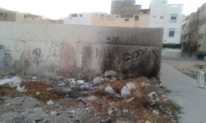 بالصور:السلوكات المشينة لمدير مدرسة عمومية بأكادير والحالة الكارتية للمؤسسة تدفع آباء وأولياء التلاميذ إلى الاحتجاج