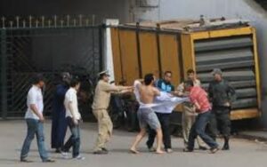 عااجل بأكادير:وفاة الشاب الذي أضرم النار في جسده بسبب خلاف مع والده