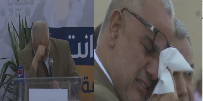 بالفيديو:بنكيران يجهش بالبكاء في تارودانت ويتساءل عن "السبب الذي يجعل الأطفال الصغار والشيوخ يسلمون عليه بحرقة". 1 بنكيران